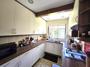 Photo 9- click for photo gallery